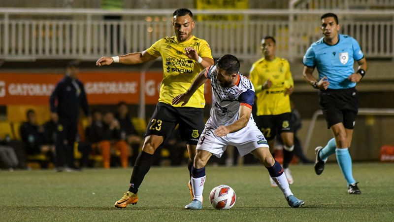 San Luis y Deportes Recoleta reparten puntos en el Lucio Fariña