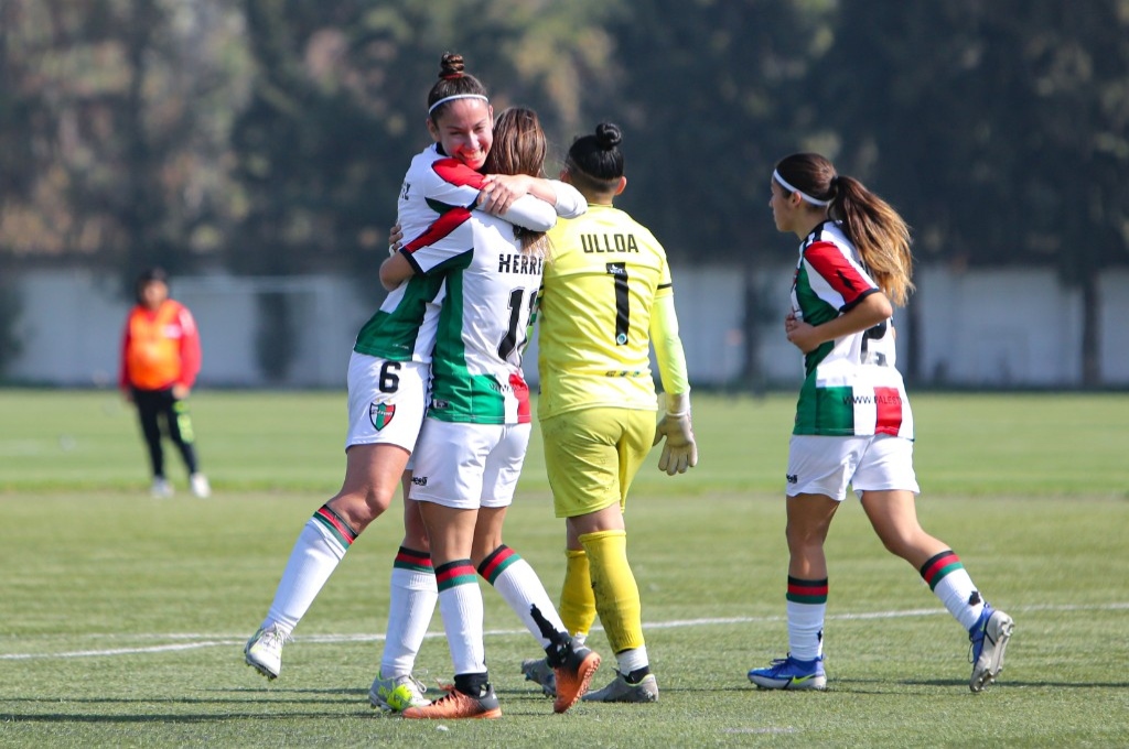 Palestino femenino sigue en los primeros cuatro puestos de la tabla