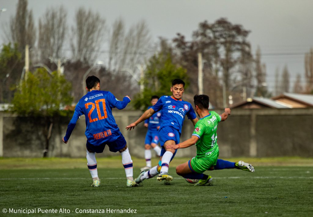 Tercera A: Se jugó la fecha 9 con ambos grupos muy apretados