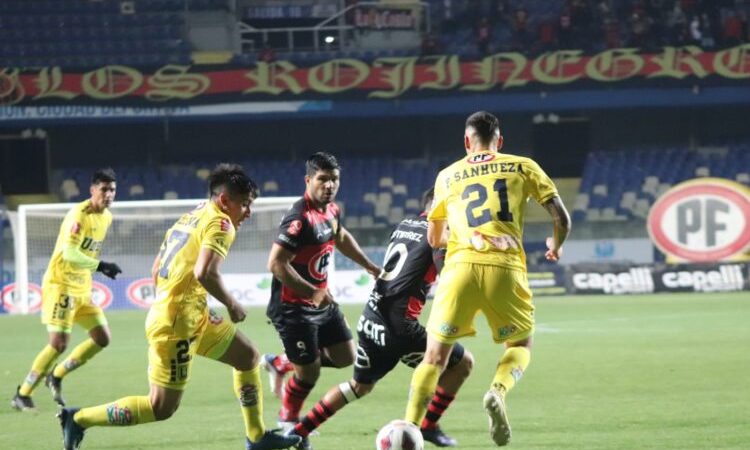 Rojinegro ahora cayó ante el colista y se complica con el descenso