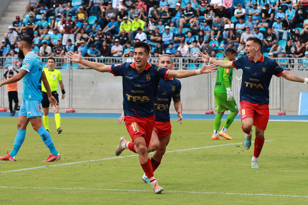 San Marcos de Arica se quedó con el clásico luego de golear a Deportes Iquique