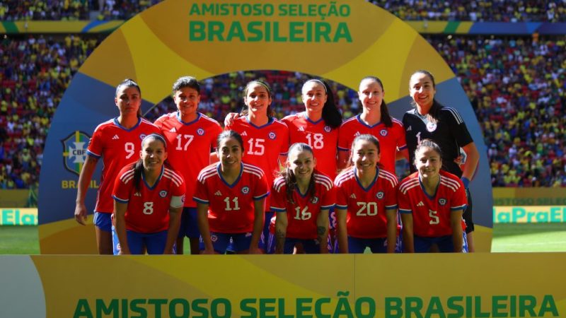 La «Roja» Femenina sufrió dura derrota ante Brasil en el debut del DT Luis Mena