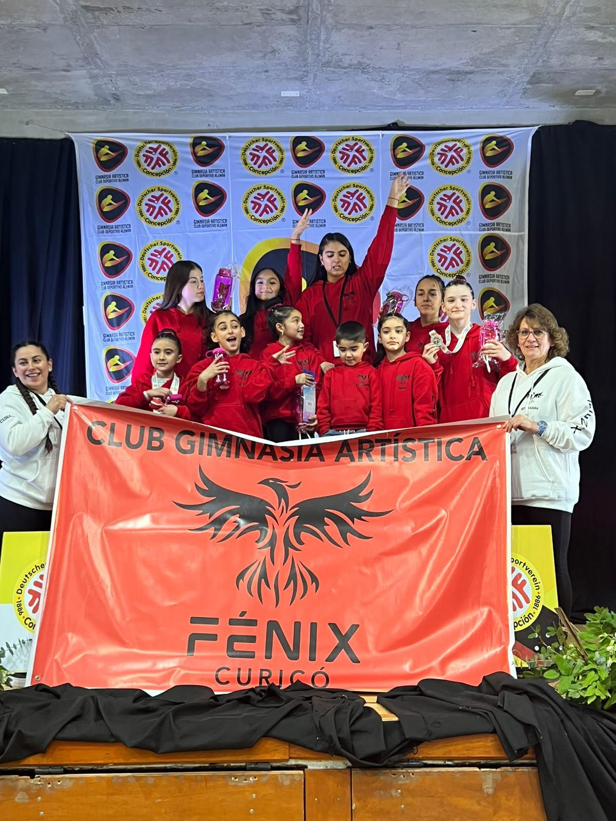 Destacada participación de Club de Gimnasia Artística “Fenix” de Curicó en la Octava región del país