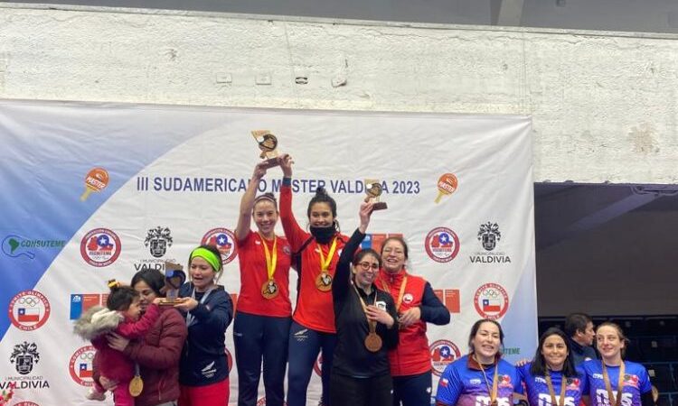 Talquina destacó en Torneo Sudamericano senior de tenis de mesa