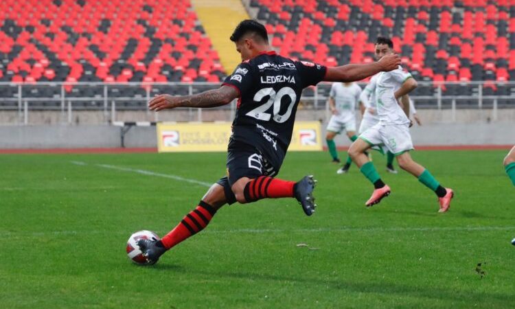 Técnico del Rojinegro adelantó cómo afrontará ambos frentes