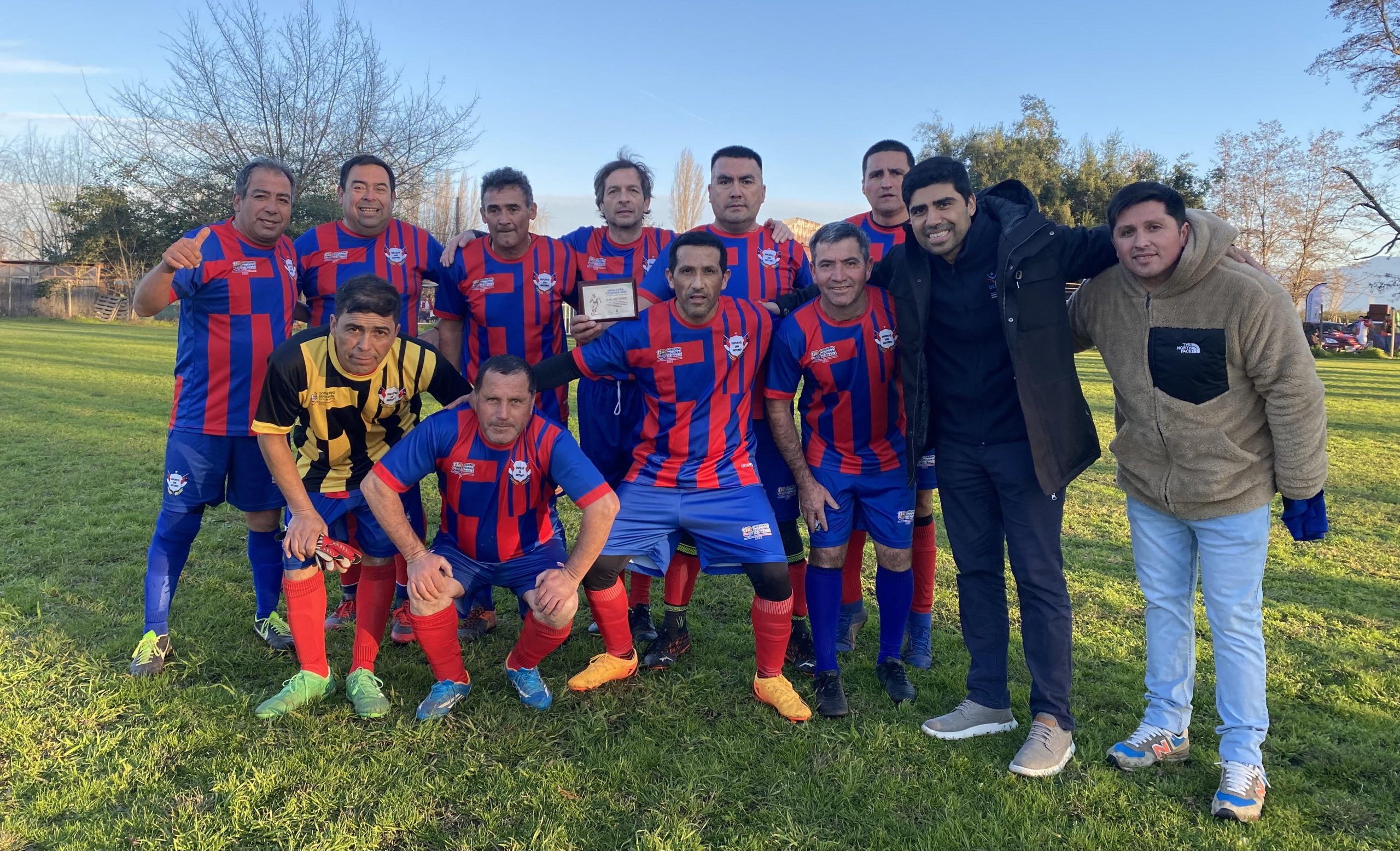 Se realizó encuentro de Futbol solidario en Tutuquen.