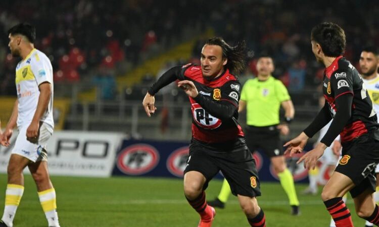 Rojinegro logró triunfo revitalizador en el Fiscal