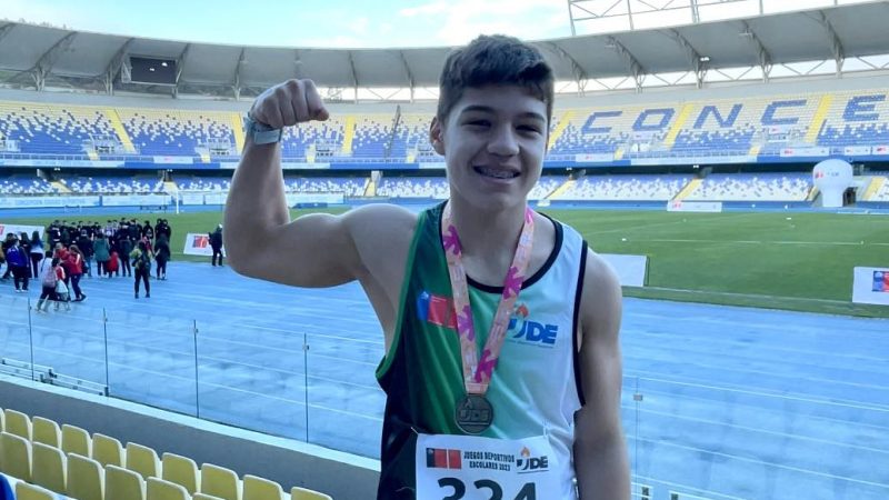 ATLETA CURICANO SACA PASAJES AL SUDAMERICANO EXATLON