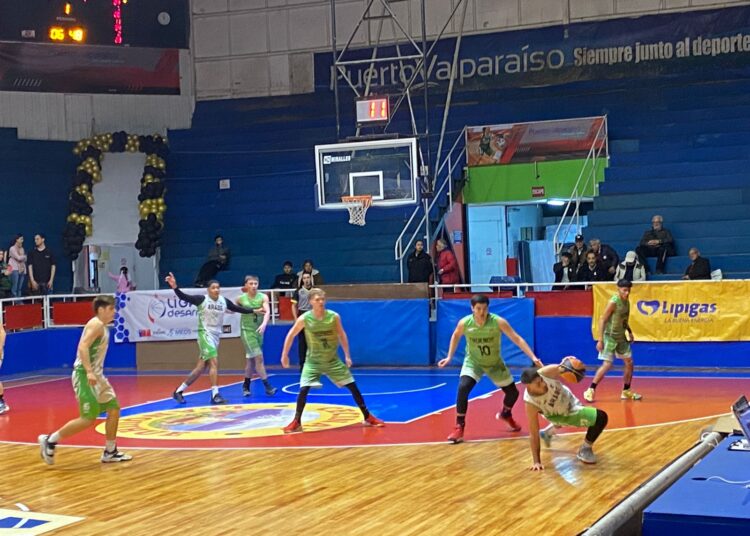 Lorito talquino partió con caída el Top 4 de la Liga de Desarrollo