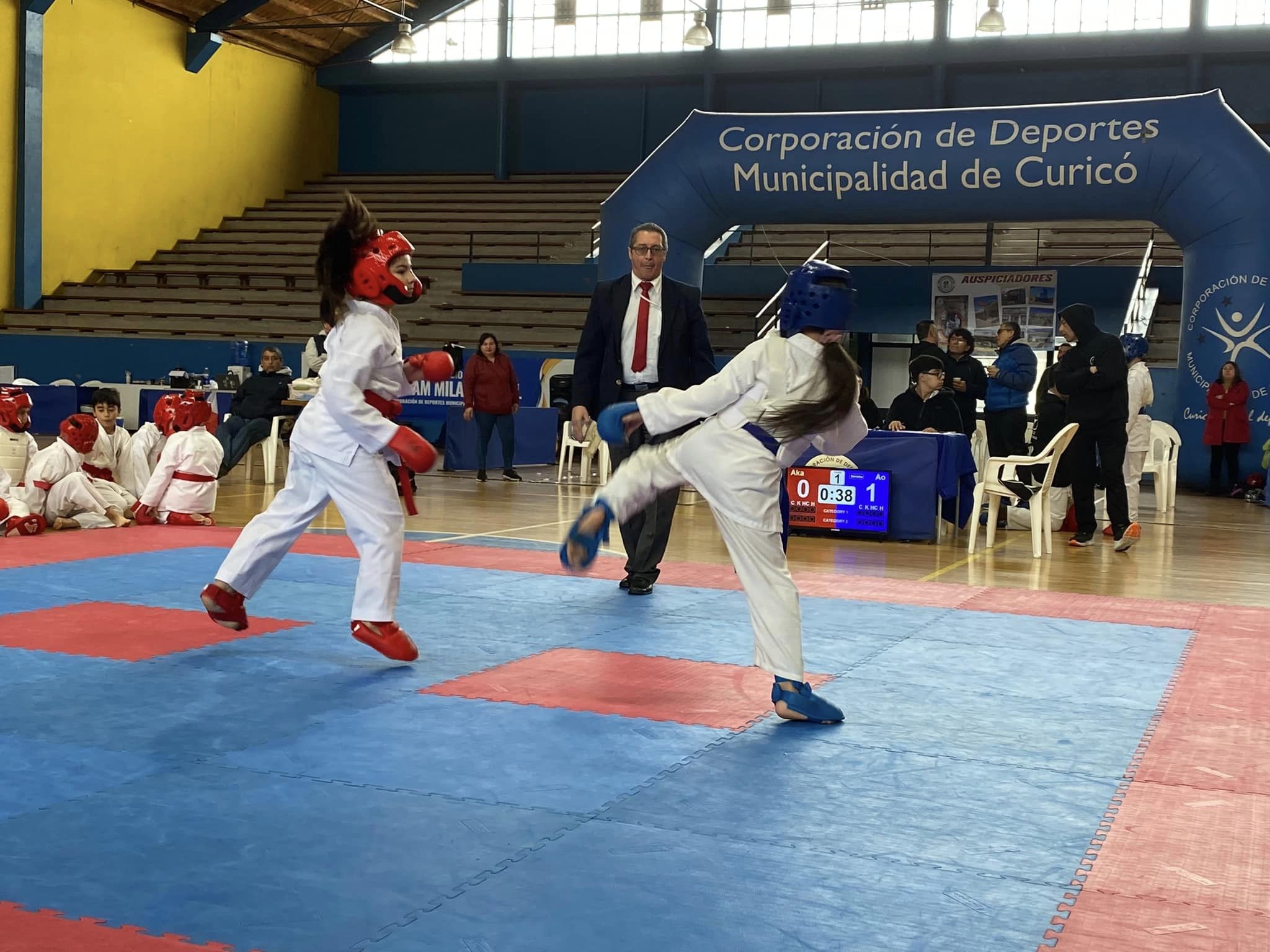 Masiva participación de karatecas en el Open KSK Curicó 2023