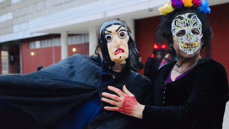 Zumba Halloween se realizó en estadio Bicentenario la Granja de Curicó