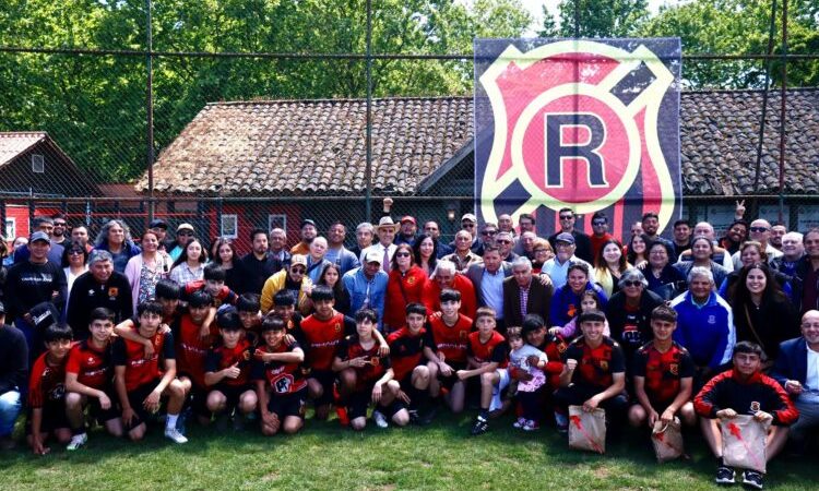 Rangers celebró sus 121 años con ceremonia en la “Fortaleza Rojinegra”