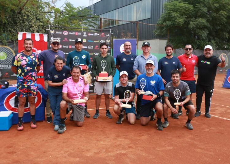 Torneo de tenis de Semana Santa conoció a sus campeones