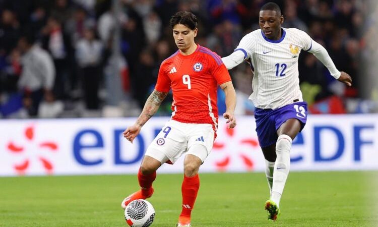 Chile le dio pelea a Francia en amistoso internacional