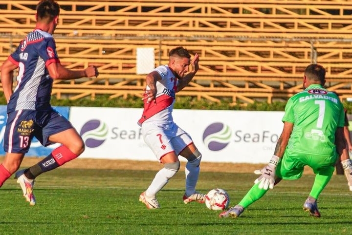 Curicó Unido pierde en la agonía en otra jornada de la “B”