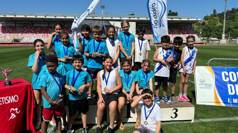Taller de Atletismo formativo de la Corporación de Deportes dijo presente en torneo Glorias del Ejército 2024