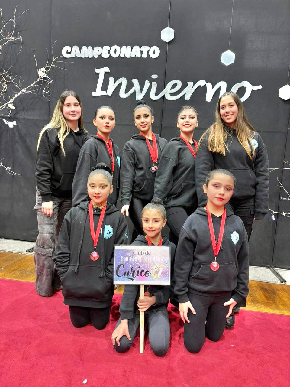 Gimnastas curicanas brillan en campeonato de invierno en San Fernando