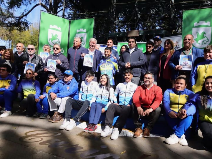 Compromiso de autoridades y comunidad marca lanzamiento del Open de Ciclismo 2025 en Curicó