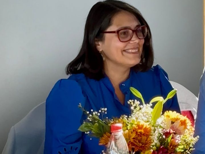 Nataly Rojas Seguel presentó sus propuestas en debate de candidatos organizado por la Unión Comunal Elena Caffarena