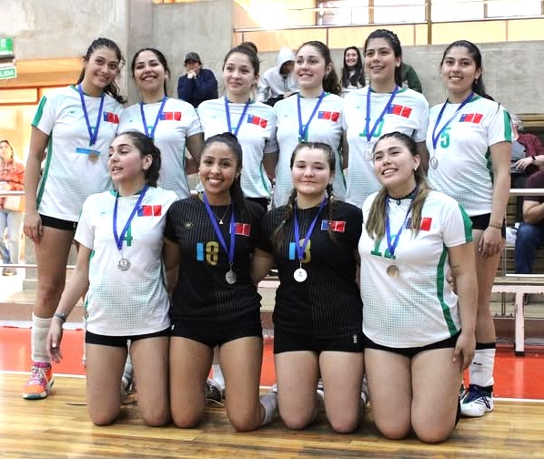 Juegos Binacionales 2025 – “Curicanas en la selección de voleibol femenino U18”