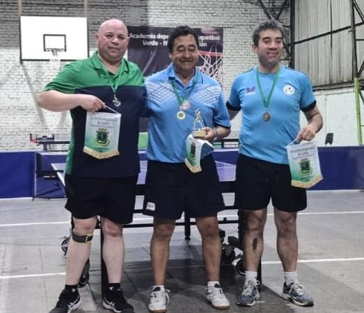 Gran participación marcó el Primer Open de Tenis de Mesa Aniversario Curicó 2025