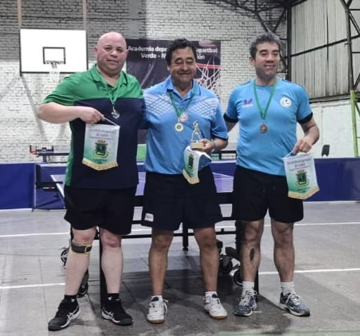 Gran participación marcó el Primer Open de Tenis de Mesa Aniversario Curicó 2025