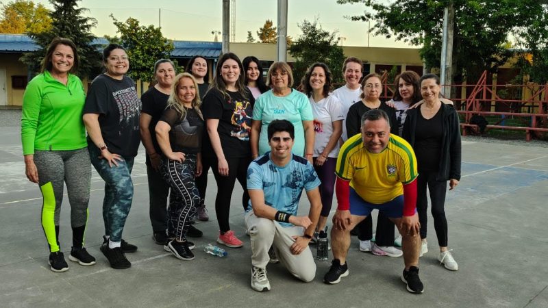 Corporación de Deportes invita a participar en el taller gratuito de Zumba en el Liceo Zapallar