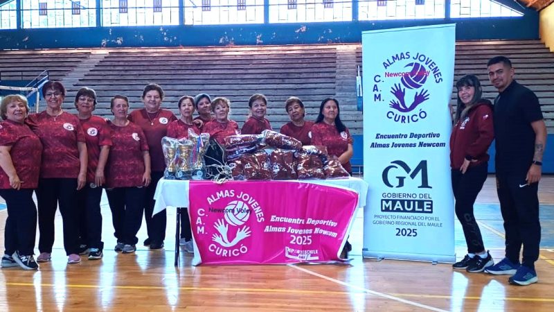 Club “Almas Jóvenes” reciben nueva indumentaria e implementos para potenciar su actividad deportiva