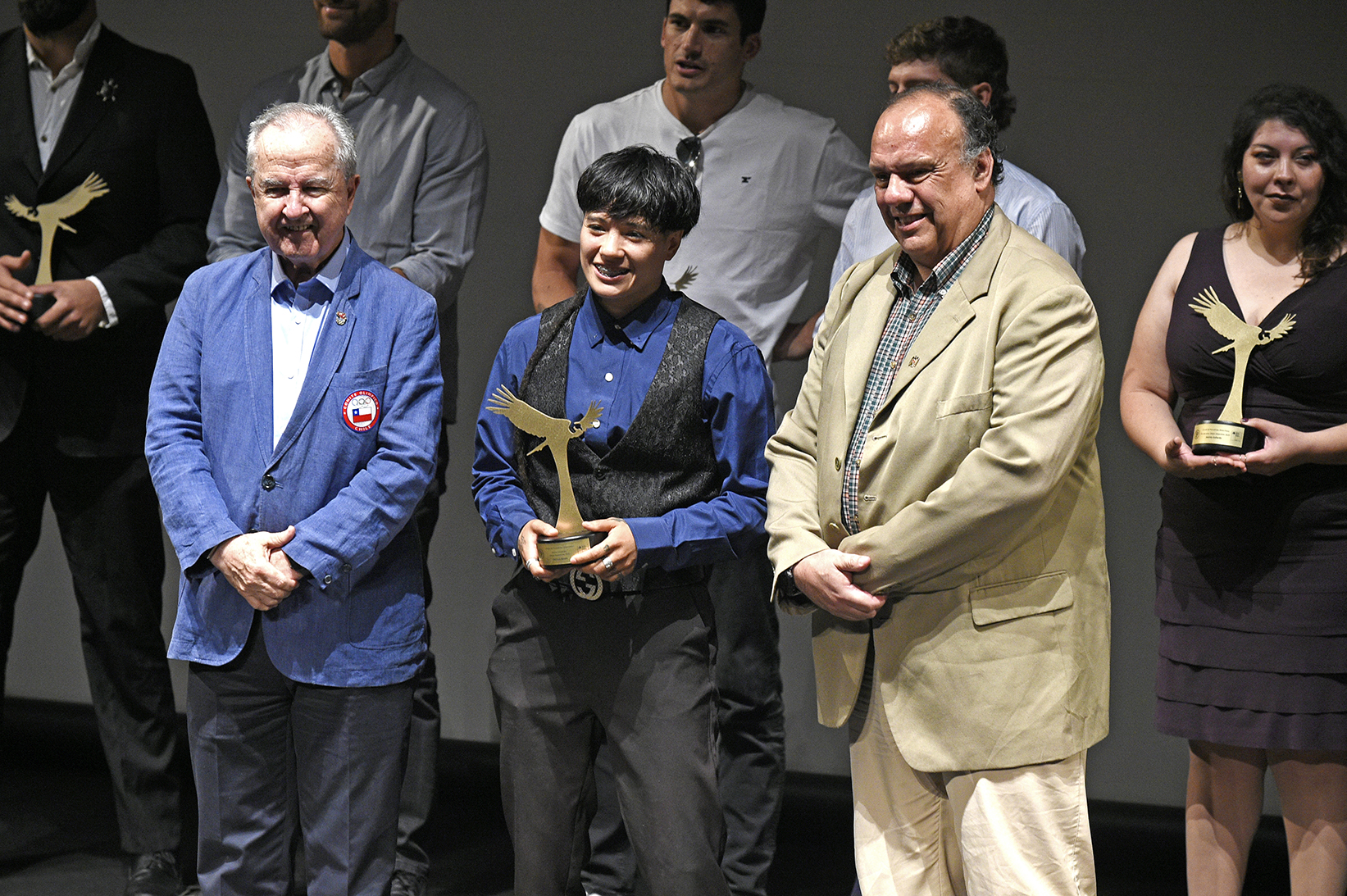 Denisse Bravo recibe el Cóndor de Bronce y es distinguida como la mejor del boxeo amateur chileno